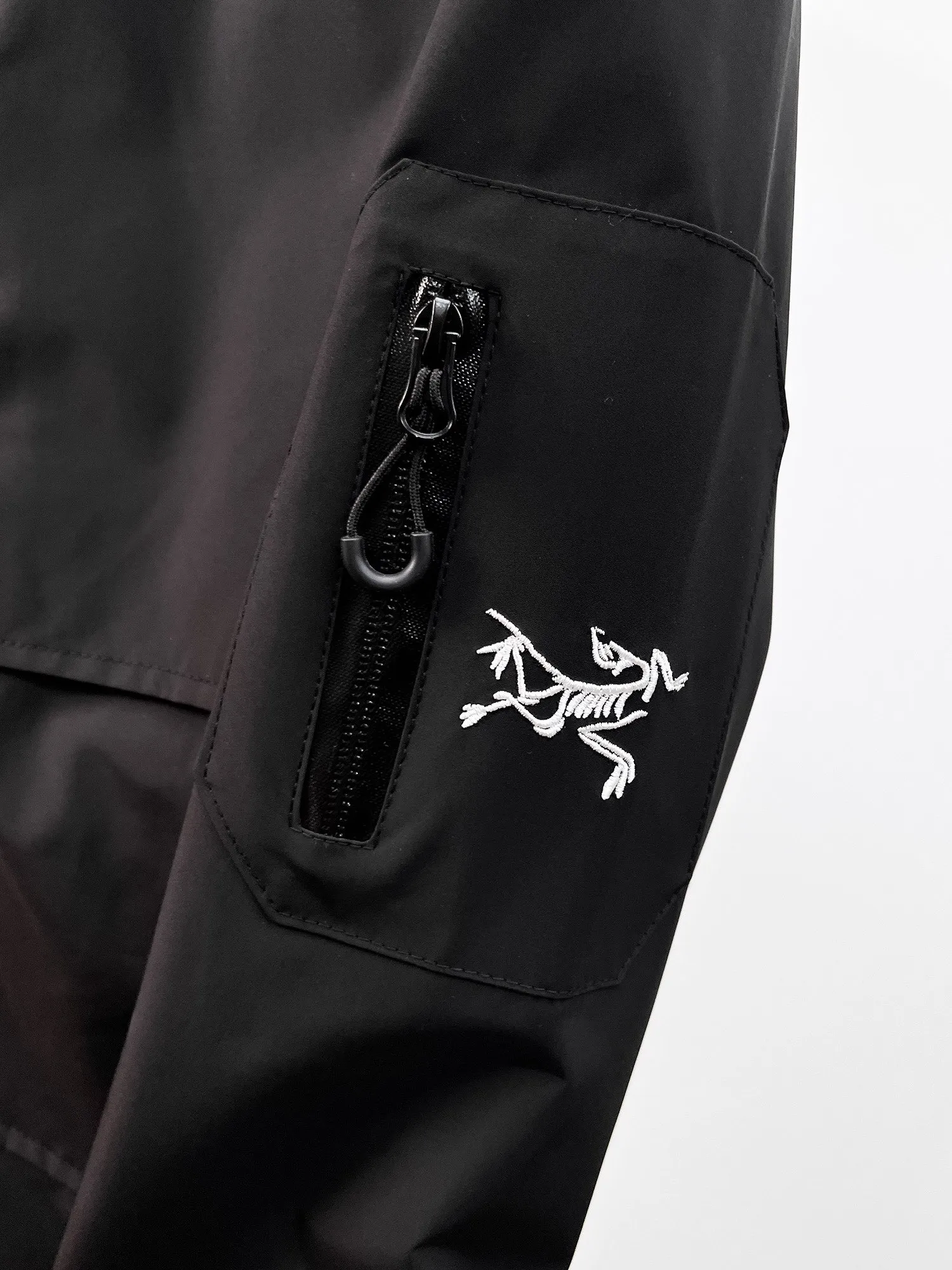 Same Style， ， 2026 New Arrival ， Original Premium Breathable ， ， ， Quality。 ， Sizes：M～3XL